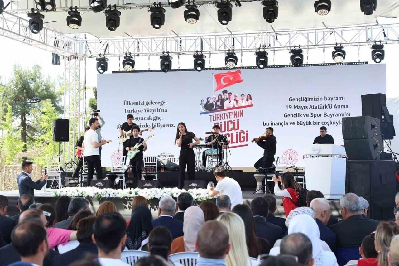 Gaziantep'te 19 Mayıs Atatürk'ü Anma, Gençlik ve Spor Bayramı, duygusal