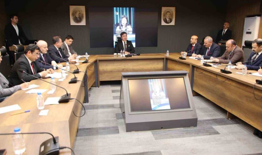 Erzincan’da Gelenekten Geleceğe Toplantısı ve Cankar Projesi hakkında önemli görüşmeler yapıldı Erzincan'da, kültürel mirasın korunması amacıyla "Gelenekten Geleceğe" ve "Cankar Projesi"