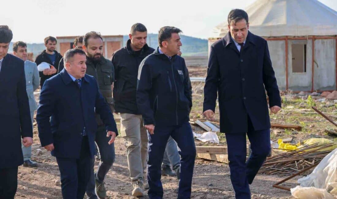 Vali Aygöl, Söğüt’teki Gençlik Kampı ve Tematik Park İnşaatını İnceledi Bilecik Valisi Şefik Aygöl, Söğüt'teki Gençlik Kampı ve Oba Kültürü
