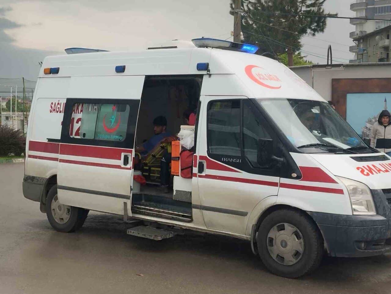 Samsun'un Çarşamba ilçesinde, R.S. (75) yönetimindeki hafif ticari araç, M.T.A.