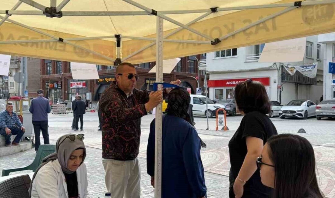 Sağlık Bakanlığı, Afyonkarahisar'da 'İdeal Kilonu Öğren, Sağlıklı Yaşa' kampanyasını başlattı.