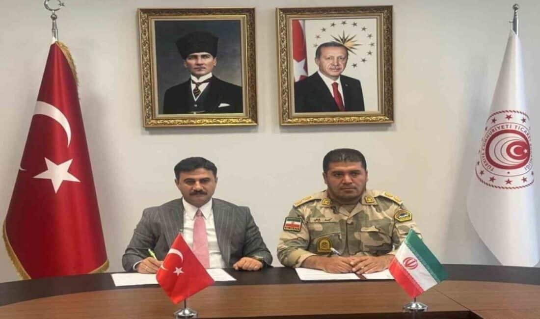 Iğdır’ın Aralık ilçesinde Sınır Güvenliği İçin Toplantı Düzenlendi Iğdır'ın Aralık ilçesinde, Kaymakam Muhammet Fatih Aydın liderliğinde sınır güvenliğini