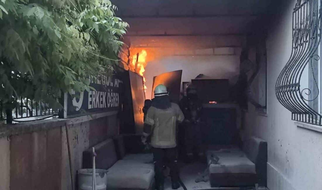 Bursa'nın İnegöl ilçesindeki bir erkek öğrenci yurdunun kazan dairesinde çıkan