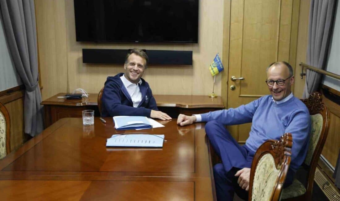 İngiltere Başbakanı Keir Starmer, Fransa Cumhurbaşkanı Emmanuel Macron, Almanya Başbakanı