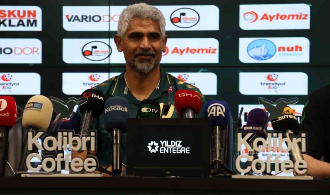 Kocaelispor'un Teknik Direktörü İsmet Taşdemir, 1. Lig'de elde edilen şampiyonluğun