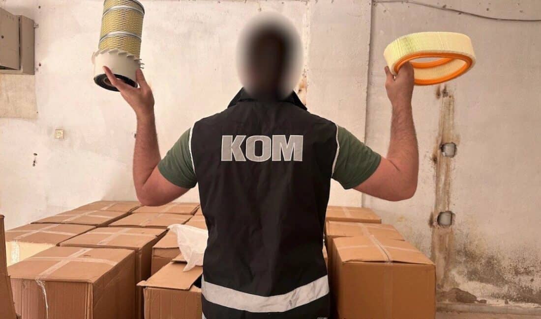 İzmir'de düzenlenen operasyonda, 42 milyon lira değerinde 30 bin 613