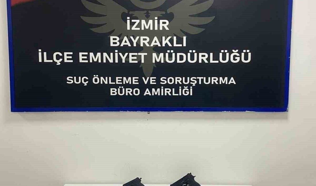 İzmir Bayraklı'da uyuşturucu ticareti yapan Z.Ç. (26), E.K. (29) ve