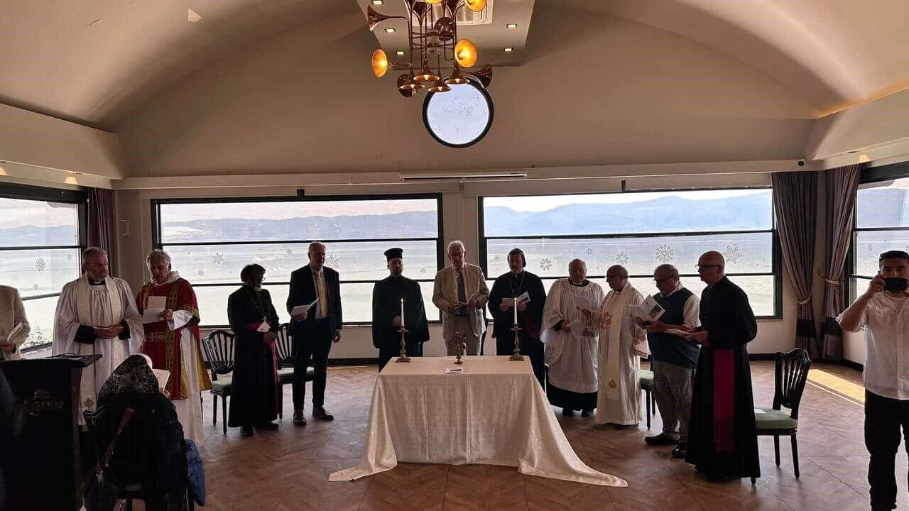 Papa 14. Leo'nun İznik ziyareti sonrası gerçekleştirilen ilk resmi ayin,