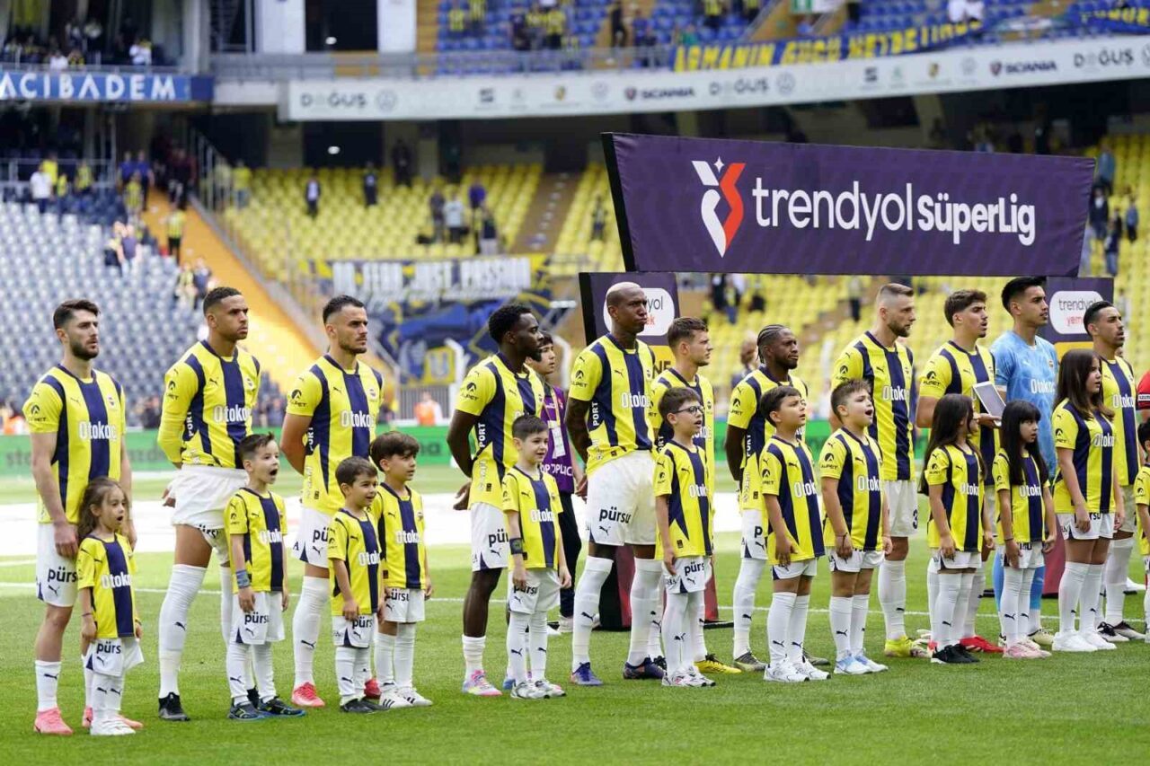 Fenerbahçe, Konyaspor ile oynanan son lig maçında Teknik Direktör Jose