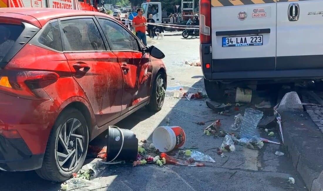 Kağıthane'de O.K. (67) yönetimindeki servis minibüsünün freni patlayarak yol kenarındaki