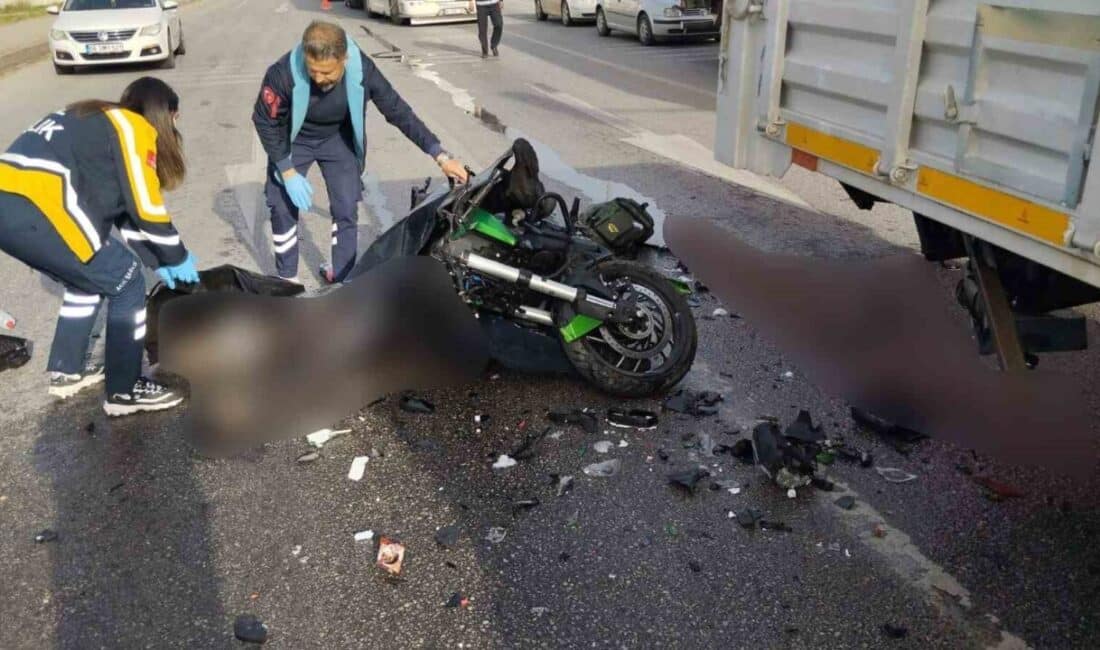 Çorum'un Sungurlu ilçesinde motosikletle kamyonun çarpışması sonucu sürücü Mehmet Gümüş
