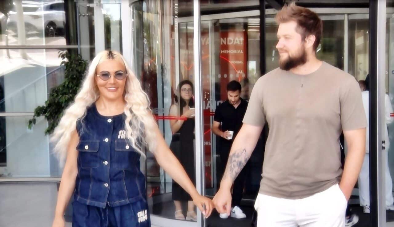 Ukraynalı model Malika Murtazina, kolon kanserini yendiğini düşünürken hastalığın karaciğere