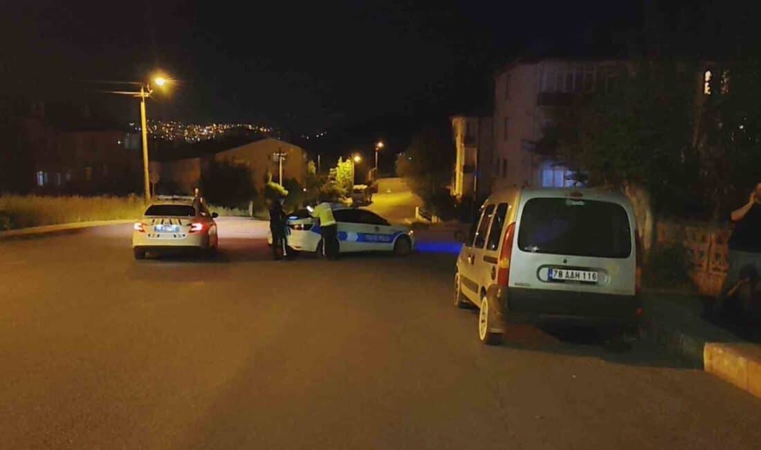 Karabük'te ehliyetsiz sürücü B.A.Ü., polisin "dur" ihtarına uymayarak kaçtı ancak