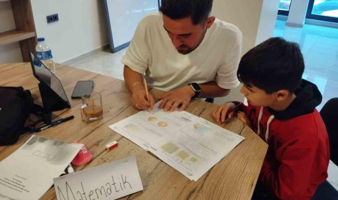 Aydın'ın Karacasu ilçesinde, Kaymakamlık öncülüğünde başlatılan "Yarınlar İçin Bugün Yanındayız"