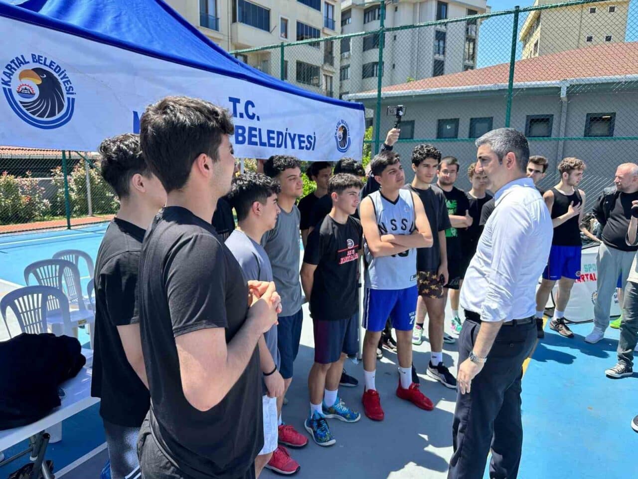 Kartal Belediyesi, 19 Mayıs'ı kutlamak için gençlere yönelik bir spor