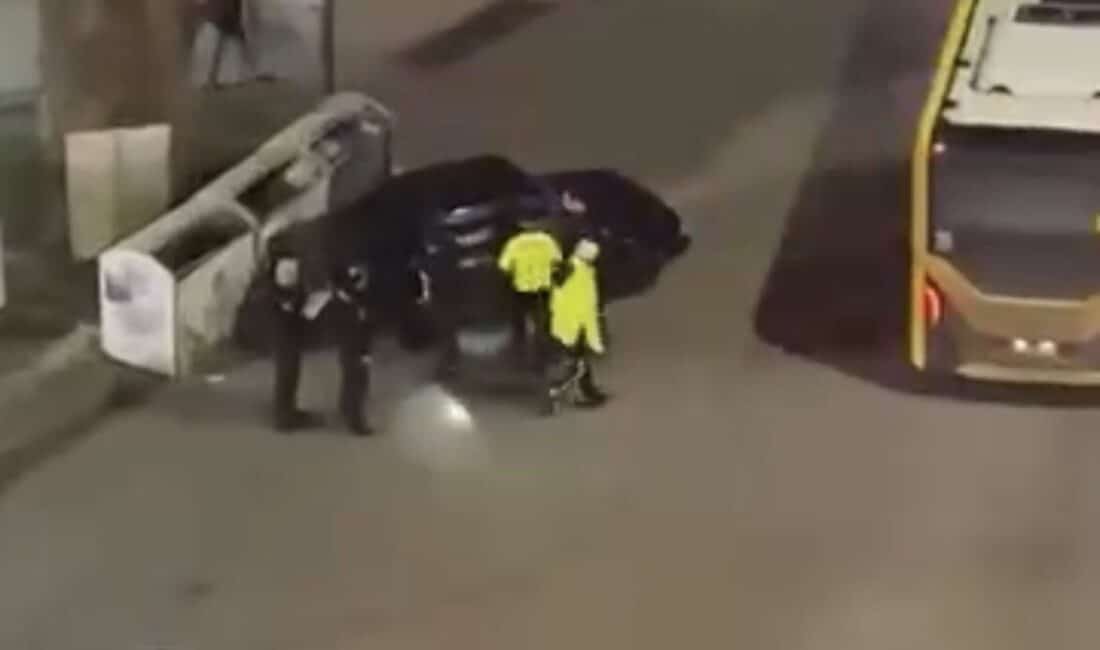 Bursa'nın Kestel ilçesinde alkollü bir sürücü, çöp konteynerine çarptıktan sonra