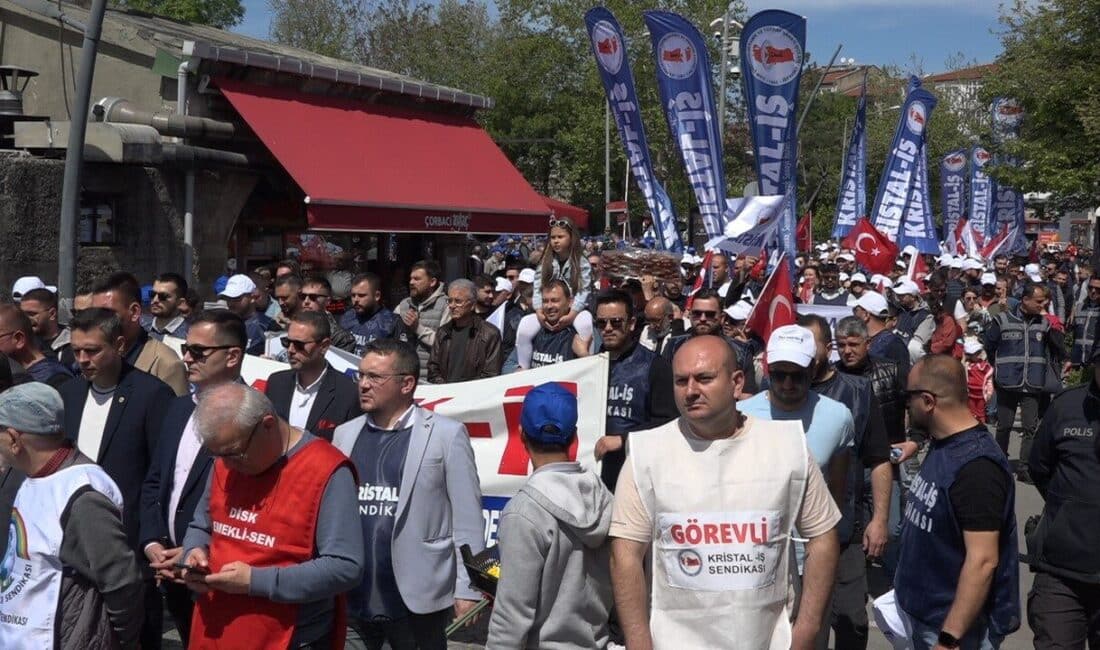Kırklareli’de 1 Mayıs İşçi Bayramı Coşkuyla Kutlandı Kırklareli'de 1 Mayıs Emek ve Dayanışma Günü, işçi sendikalarının katılımıyla