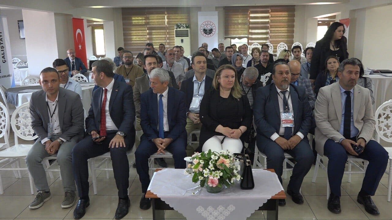 Kırklareli'nde düzenlenen Mesleki Eğitim Çalıştayı'nda Avusturya ve Kosova'dan eğitimciler bir