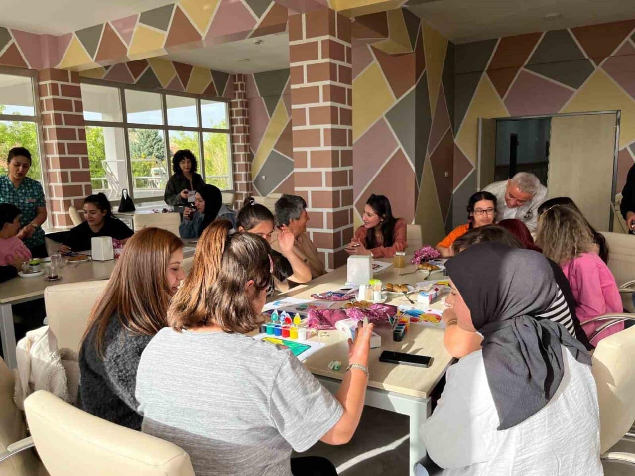 Kırşehir Beyazay Derneği, üniversite ve sivil toplum kuruluşlarıyla iş birliği