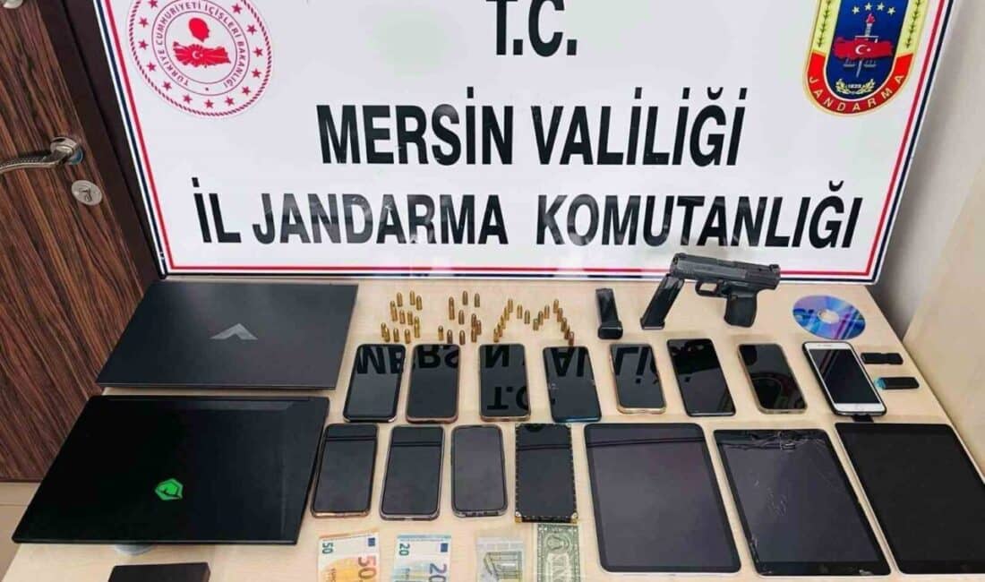 Mersin merkezli gerçekleştirilen eş zamanlı operasyonda, kişisel verileri yasadışı sorgu