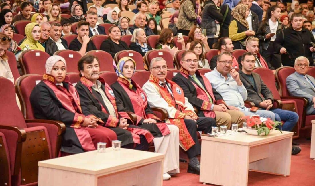 Karamanoğlu Mehmetbey Üniversitesi, 2024-2025 Eğitim Öğretim Yılı mezuniyet törenine ev
