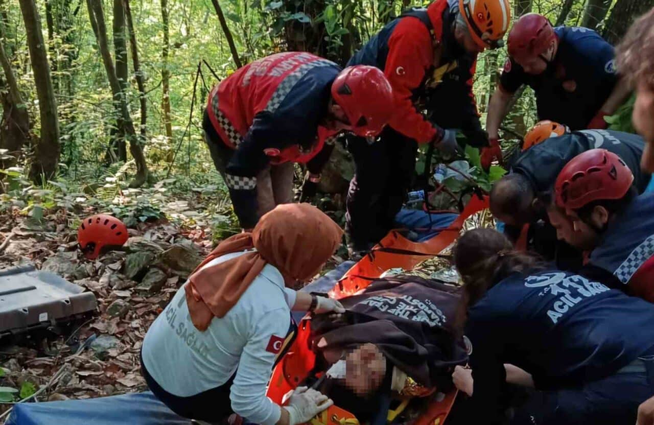 Sakarya'nın Sapanca ilçesinde C.Ş.K. (29) yönetimindeki UTV, direksiyon hakimiyetinin kaybolması