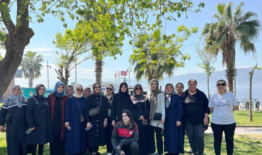 Körfez Belediyesi, çocuklar ve gençler için spor okulları düzenlerken, yetişkinler