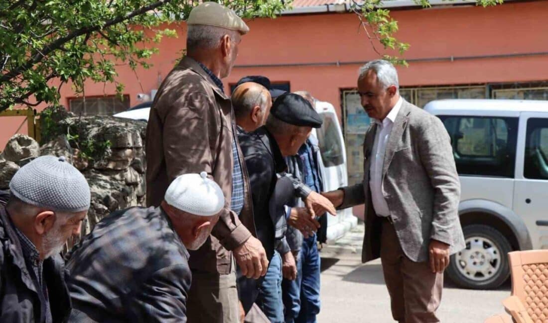 Erzurum'un Oltu ilçesinde, Belediye Başkanı Adem Çelebi, Karabekir Mahallesi'nde düzenlediği