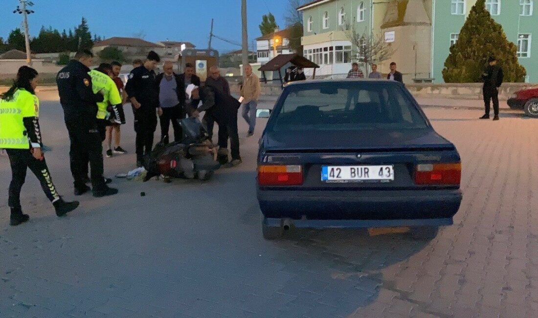 Konya Kulu’da Motosiklet Sürücüsü Otomobil ile Çarpıştı, Yaralandı Konya'nın Kulu ilçesinde, S.O. yönetimindeki motosiklet, M.A.'nın kullandığı otomobille çarpıştı.