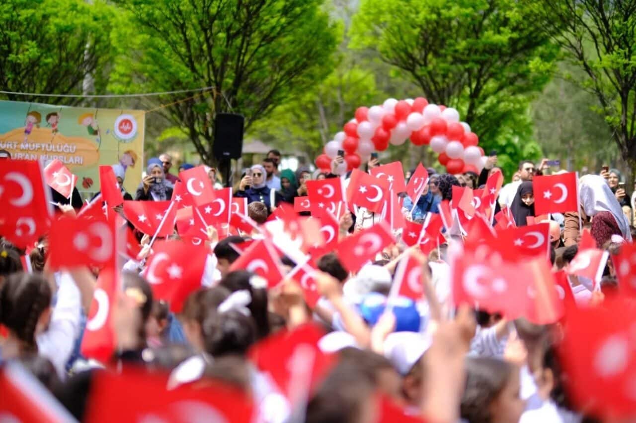 Bayburt Valisi Mustafa Eldivan, 4-6 yaş Kur’an kursları yılsonu şenliğine