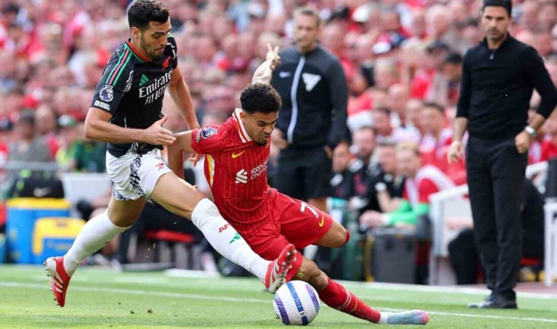 Liverpool ve Arsenal’ın Anfield’daki Mücadelesi 2-2 Beraberlikle Sonuçlandı Premier Lig'in 36. haftasında Liverpool, Anfield'da Arsenal ile 2-2 berabere