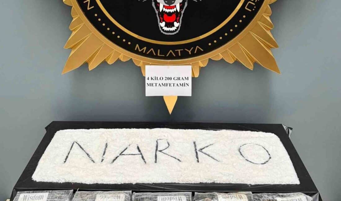 Malatya'da polis, şüpheli bir araçta yaptığı aramada 4 kilo 200