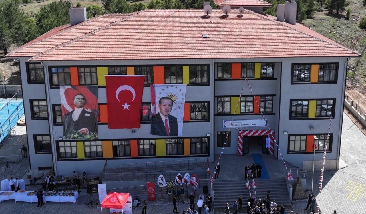 Malatya, 6 Şubat depremlerinin ardından eğitim yatırımlarına hız verdi. İl