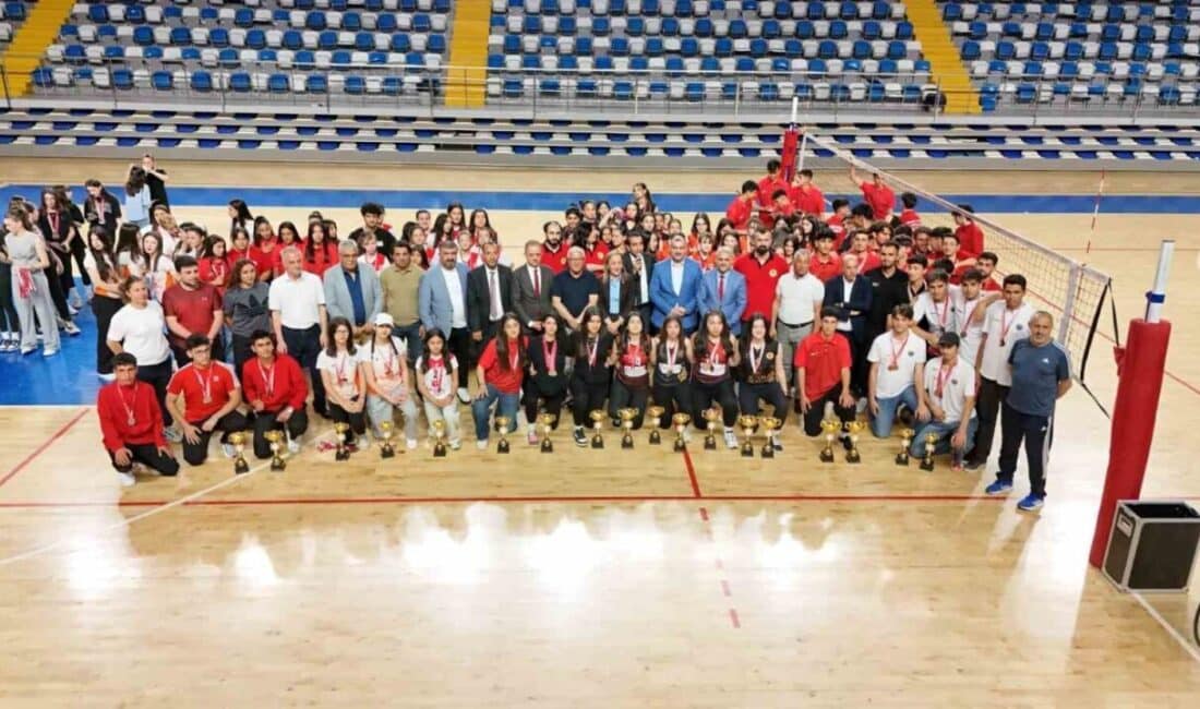 Türkiye Voleybol Federasyonu’nun 2025 faaliyet programı çerçevesinde Merkez Spor Salonu'nda
