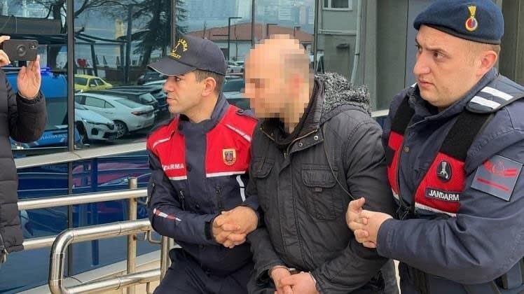 Zonguldak'ın Kozlu ilçesinde, öğretmen Onur D. markette bir tartışma sırasında