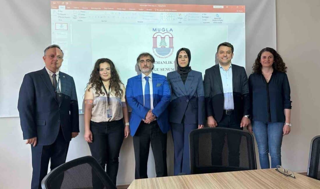 Muğla Eğitim ve Araştırma Hastanesi'nde psikiyatri uzmanlığı eğitimi gören Dr.