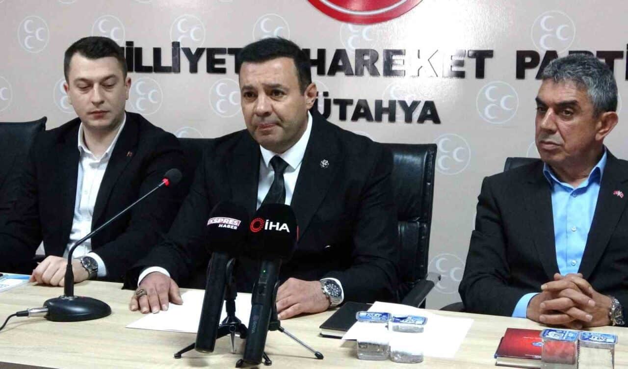 MHP Kütahya İl Başkanı Selçuk Alıç, CHP'li Kütahya Belediye Başkanı