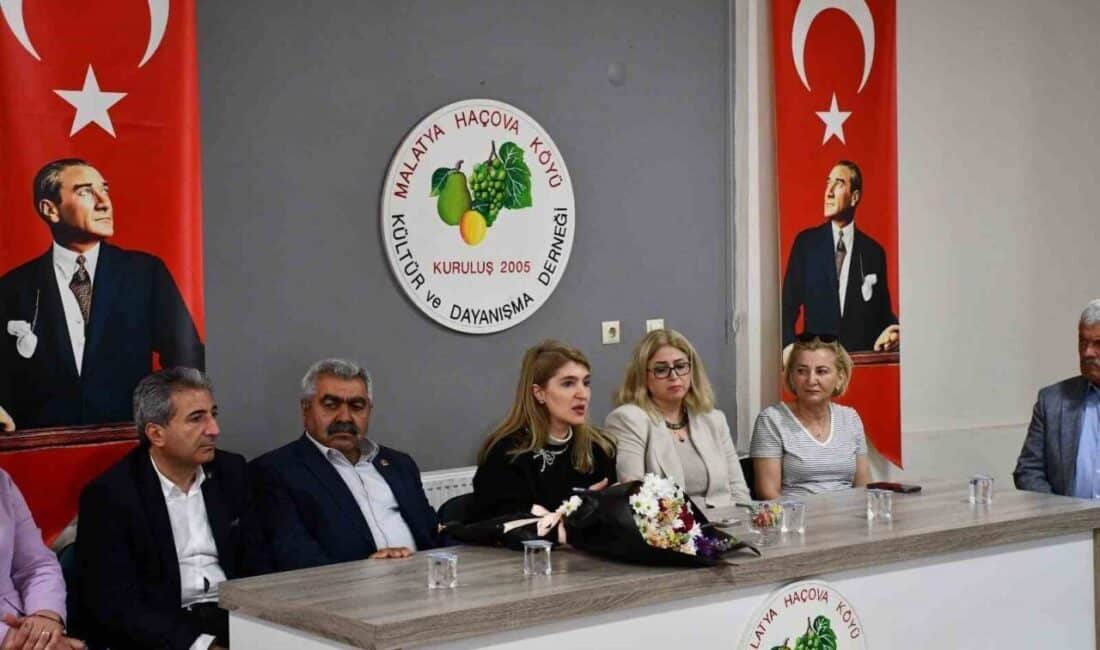 Milletvekili Ölmeztoprak, Anneler Günü’nde şehit annesini ziyaret ederek etkinliklere katıldı AK Parti Malatya Milletvekili İnanç Siraç Kara Ölmeztoprak, Anneler Günü'nde