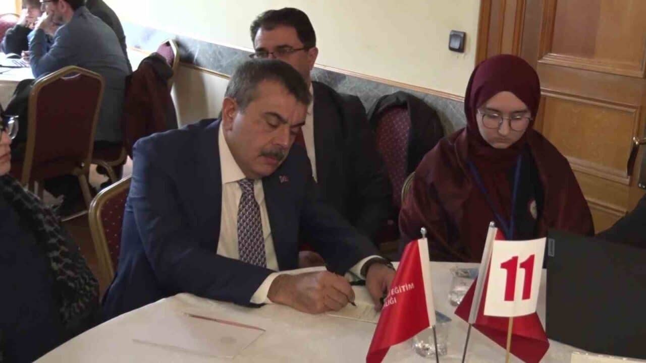 Milli Eğitim Bakanı Yusuf Tekin, İstanbul'daki "Türkiye Yüzyılı Maarif Modeli