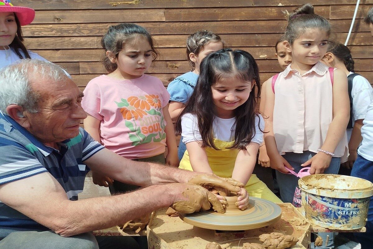 Bilecik'in Pazaryeri ilçesindeki Ekoturizm ve Eğitim Kampı, Osmaneli İlkokulu öğrencilerine
