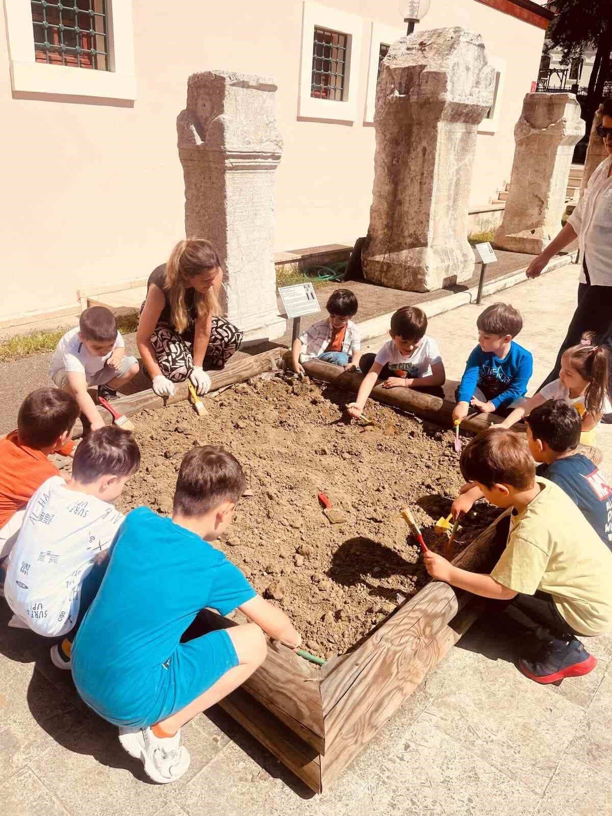 Bilecik Türkoğlu Mini Akademi Anaokulu öğrencileri, Müzeler Haftası etkinliği kapsamında