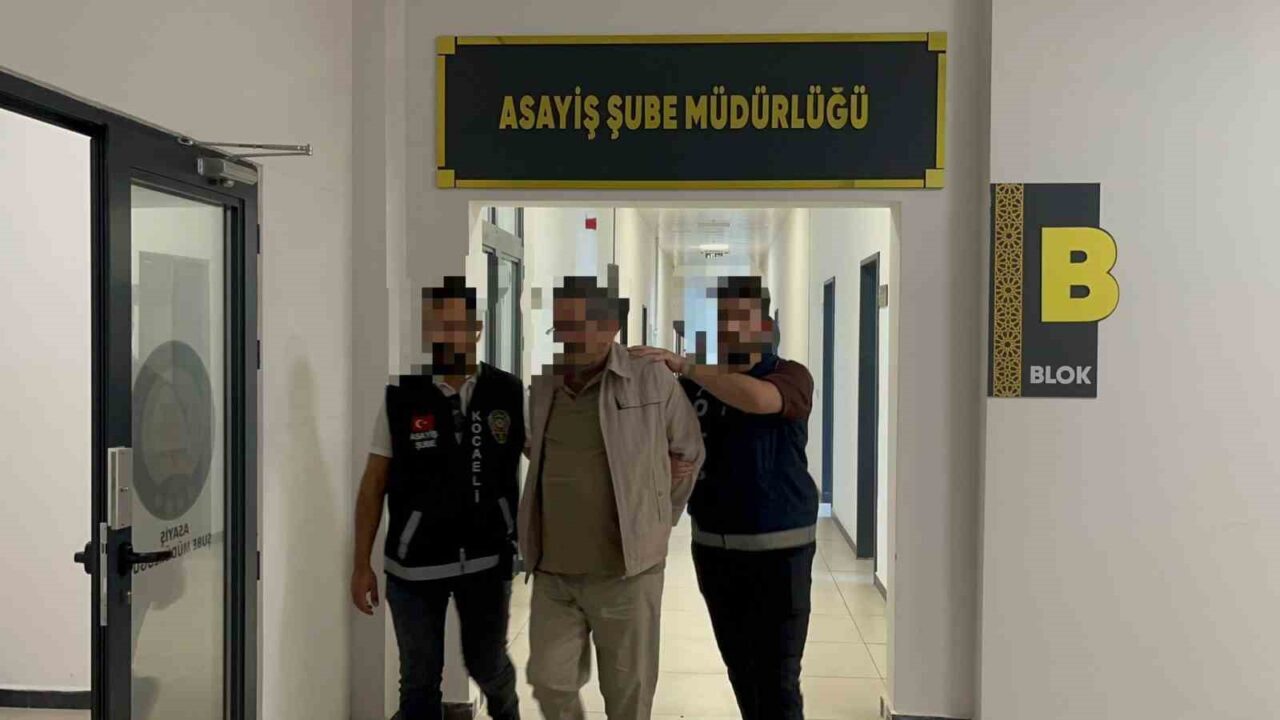 Kocaeli'nin İzmit ilçesinde, miras yüzünden tartışma çıktığı kardeşi İsmail K.'yı