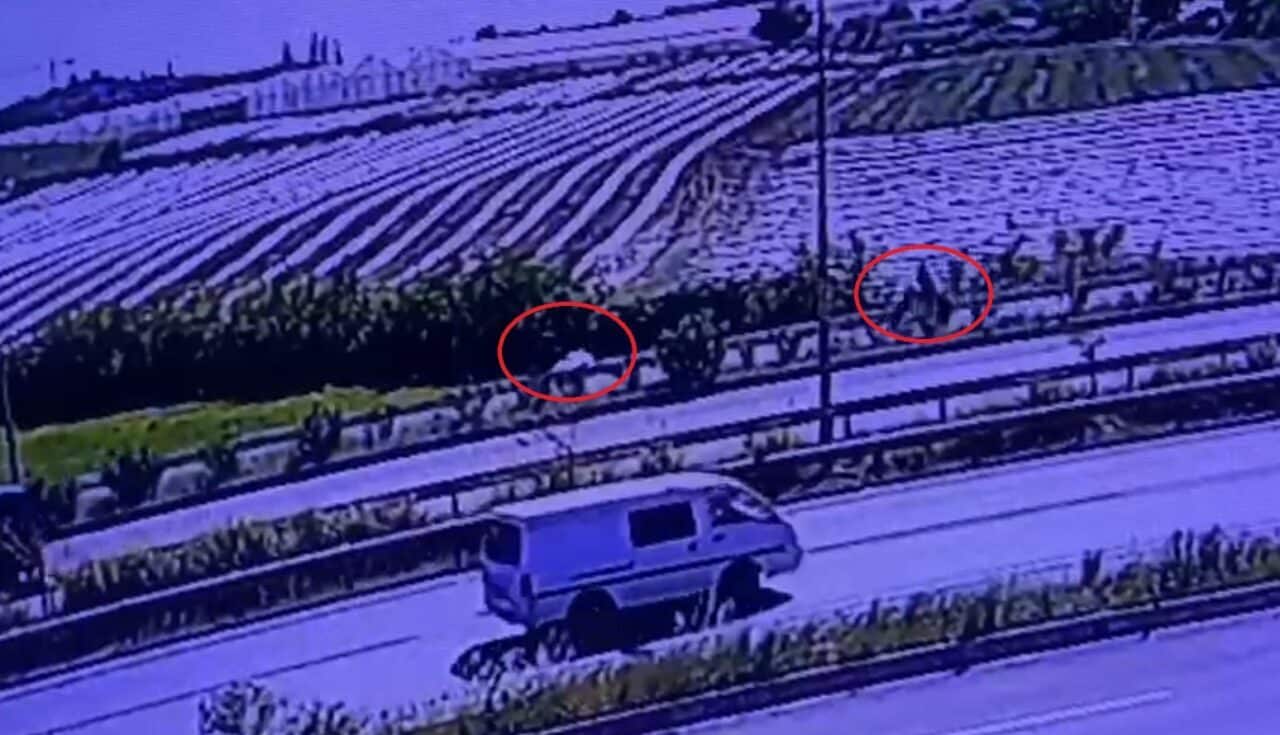 Manavgat'ta iki motosikletin çarpışması sonucunda C.T. yaralandı. O.G. yönetimindeki yük