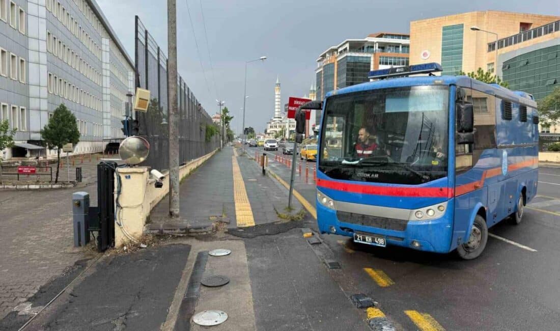 Diyarbakır'da 8 yaşındaki Narin Güran cinayetiyle ilgili 12 sanık, 3.