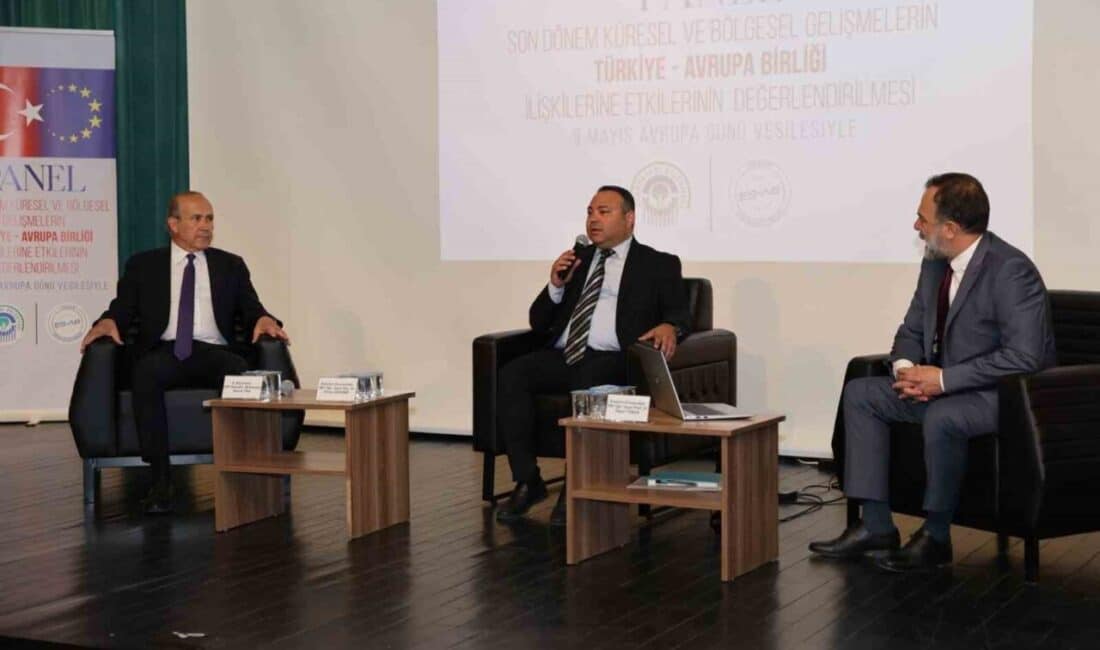 Odunpazarı Belediyesi ve Eskişehir Avrupa Birliği Derneği tarafından düzenlenen panelde