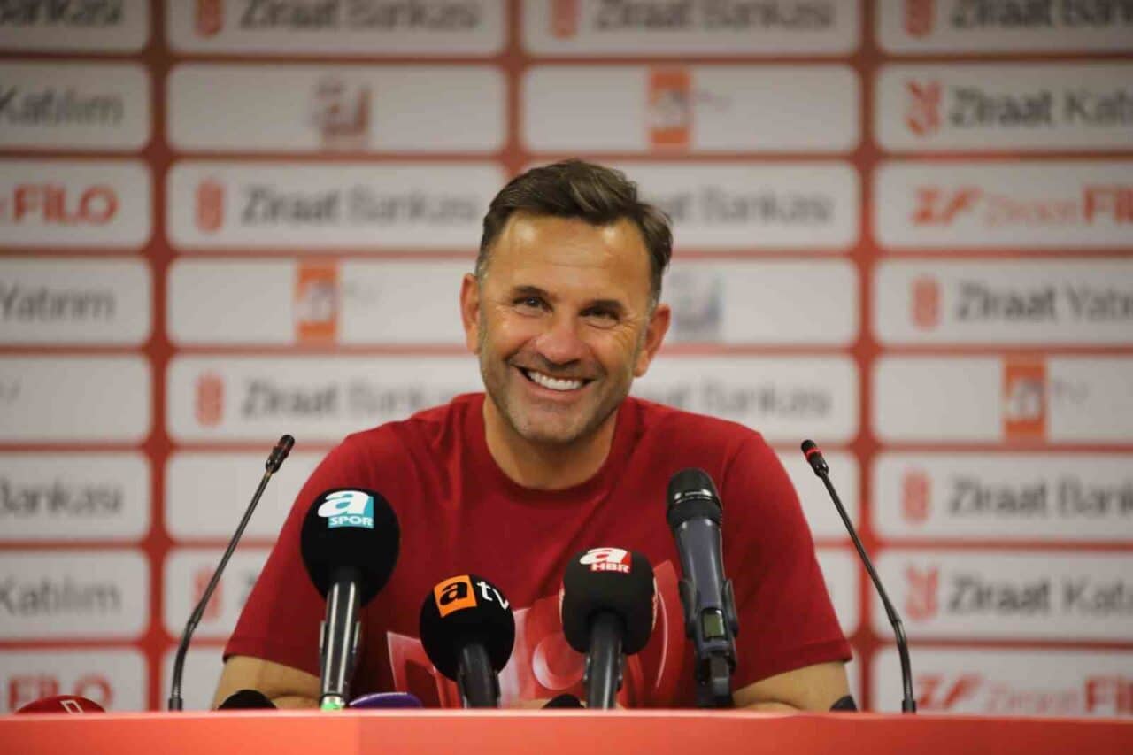 Galatasaray Teknik Direktörü Okan Buruk, Trabzonspor'u 3-0 yenerek kazandıkları Türkiye