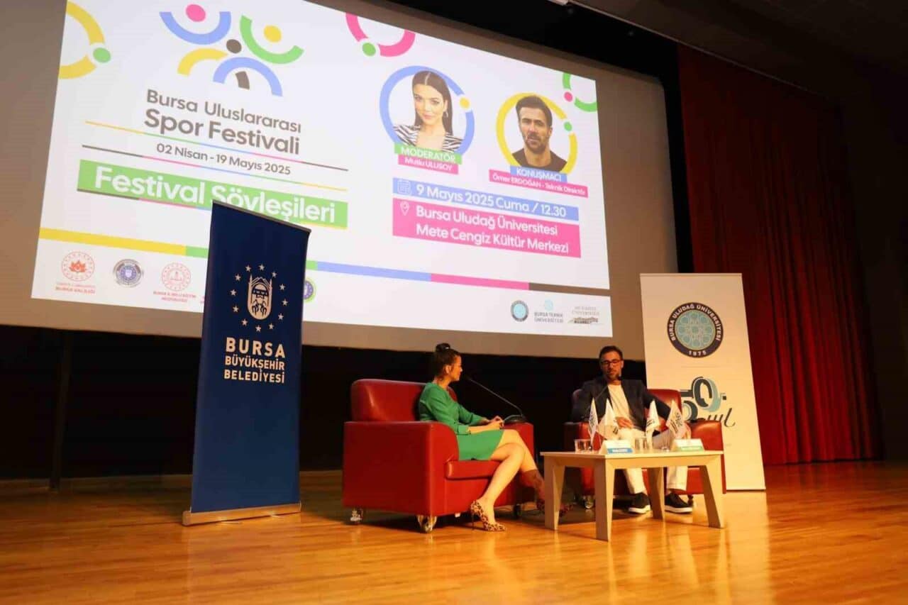 Bursa Uluslararası Spor Festivali dahilinde Bursaspor’un kaptanı Ömer Erdoğan, Bursa