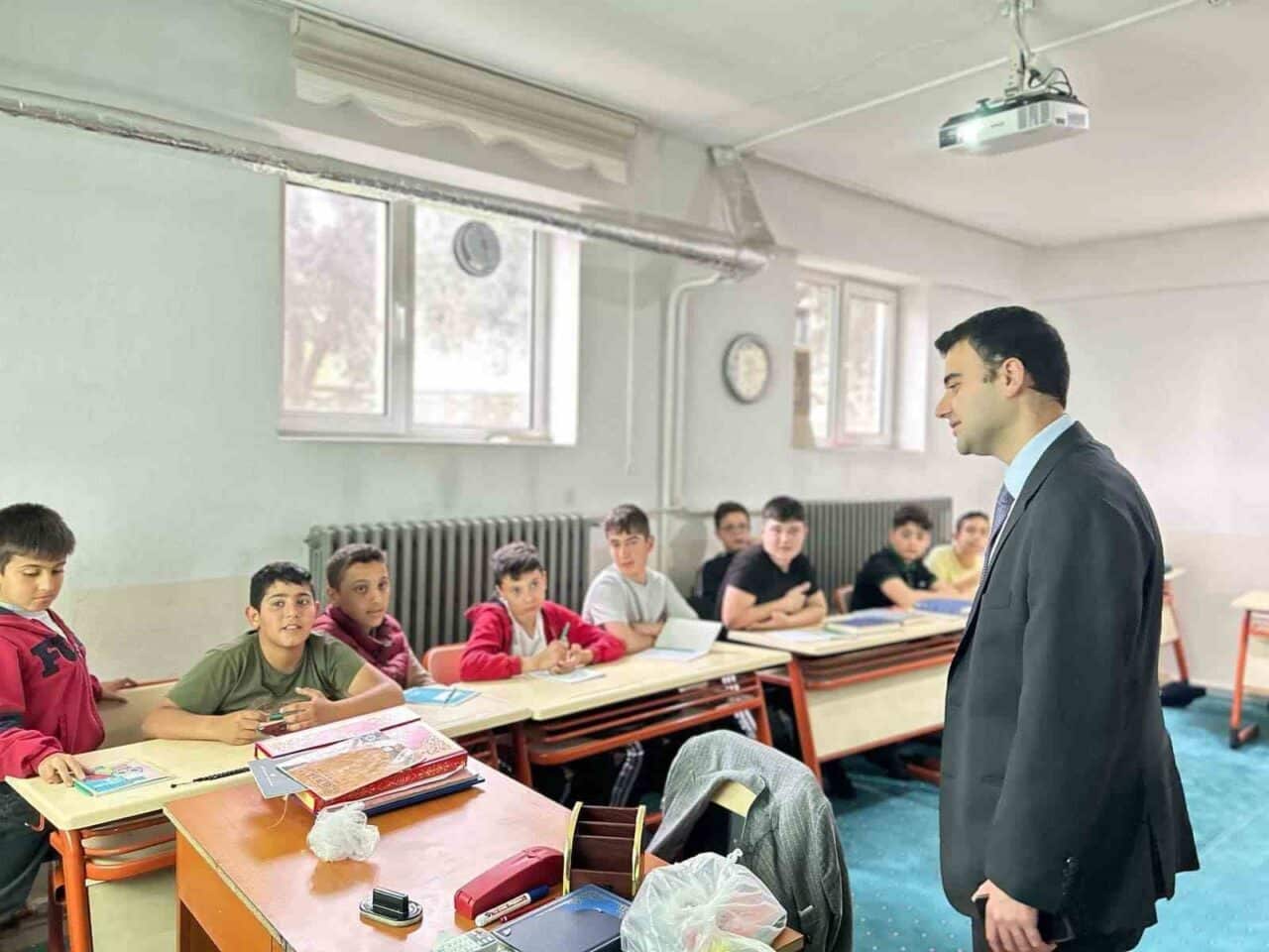 Osmaneli Kaymakamı Abdüssamed Kılıç ve İlçe Müftüsü Recep Işıldar, Kur’an