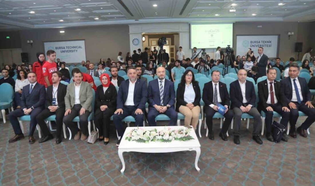 Bursa Teknik Üniversitesi'nde düzenlenen InnoCon'25-Modern Yapı Zirvesi'nde, deprem ve sürdürülebilir