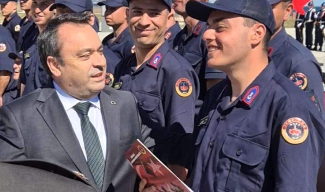 Tekirdağ'da düzenlenen temsili askerlik töreninde özel bireylerin duygusal anları yaşandı.